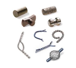 Hologic Brustbiopsiemarker vor weißem Hintergrund